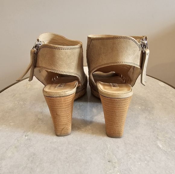 Paul Green Costa Peep Toe Bootie Size 3.5 (6) Natural Nude - Picture 3 of 11